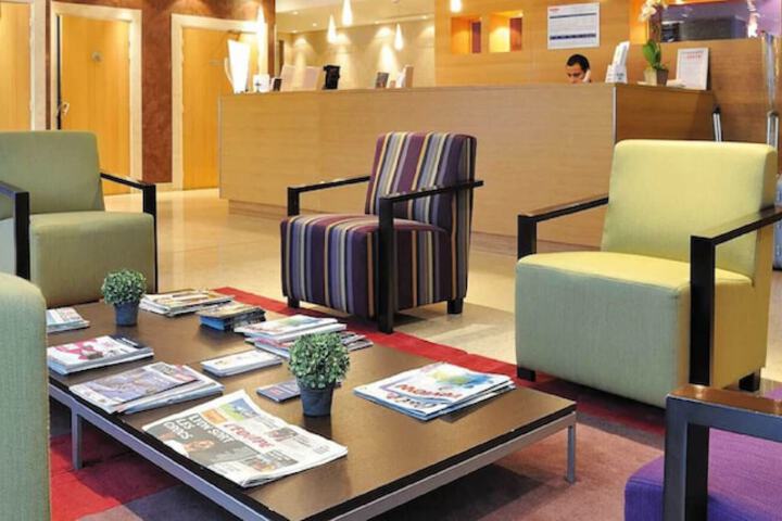 Guest Lobby