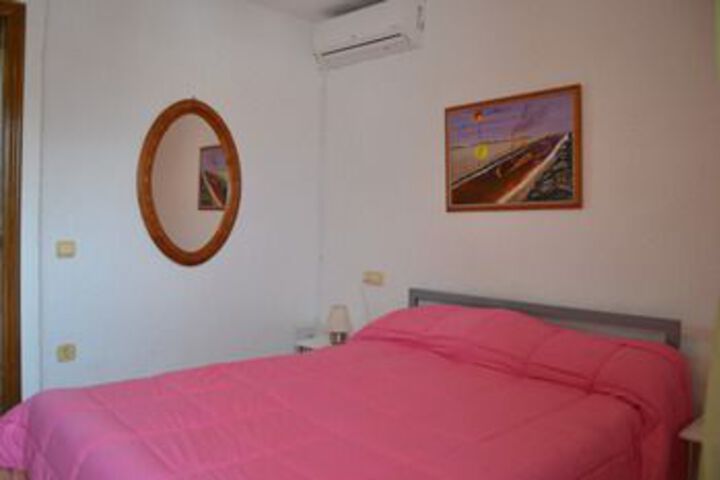 Room 14 of 42