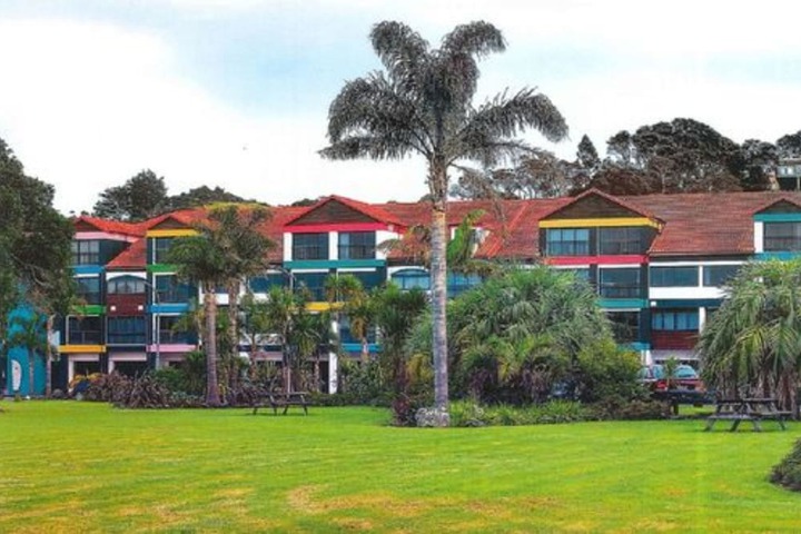 Hotel Exterior 47 of 56