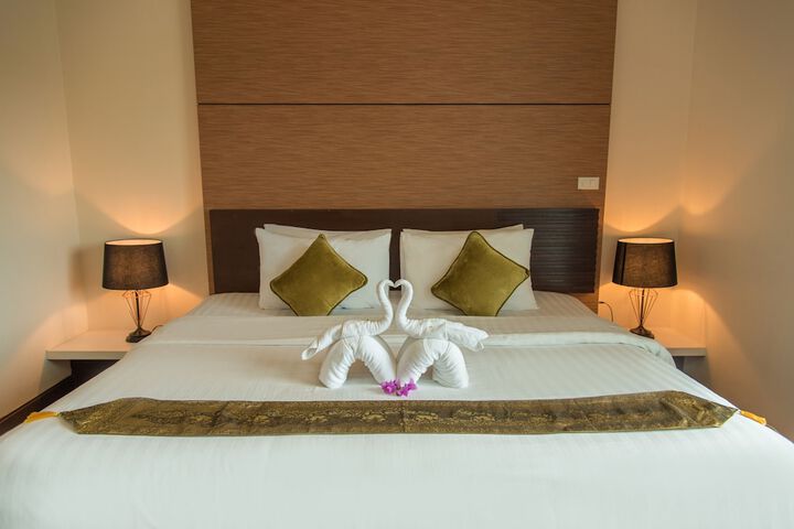 Room 10 of 56