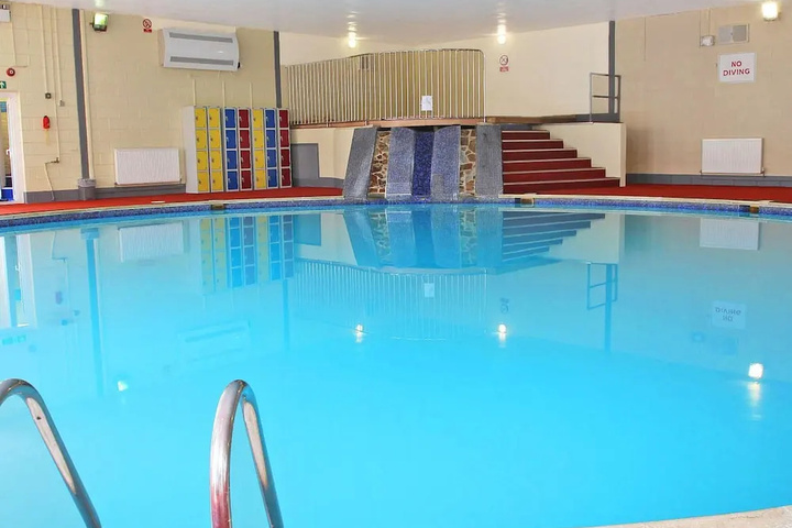 Pool 8 of 14