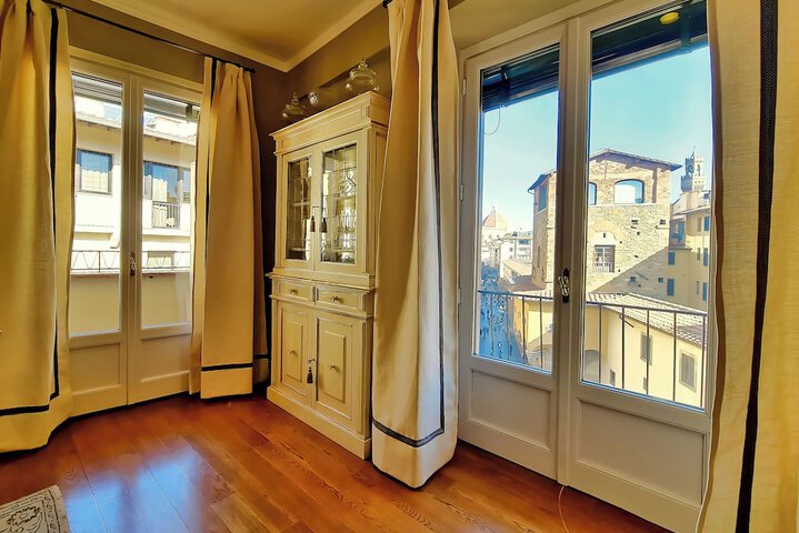 Room 46 of 80