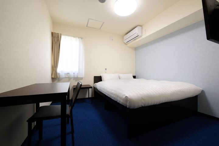 Room 6 of 39