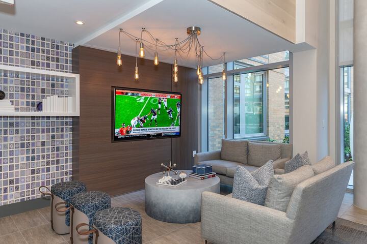 Lounge 118 of 150