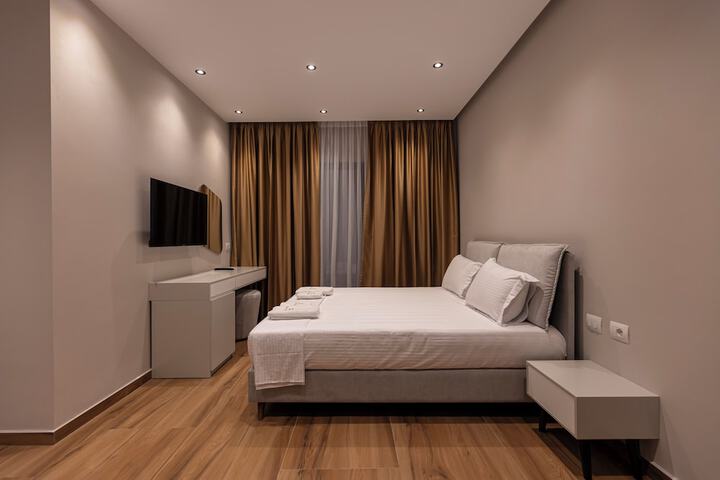 Room 35 of 95