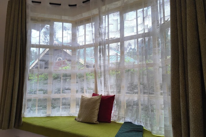 Room 4 of 23