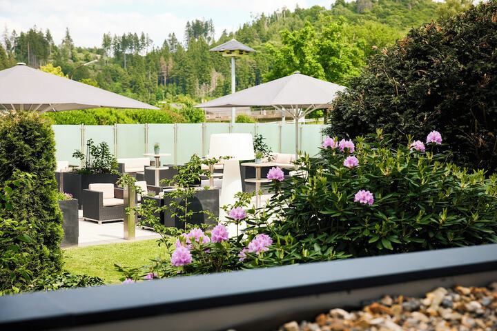 Sundeck 85 of 91