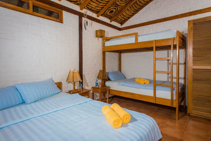 Room 2 of 50
