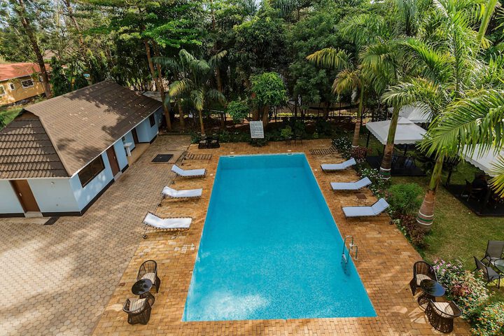 Pool 69 of 126
