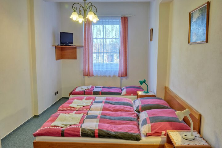 Room 13 of 45