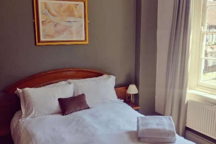 Room 2 of 21