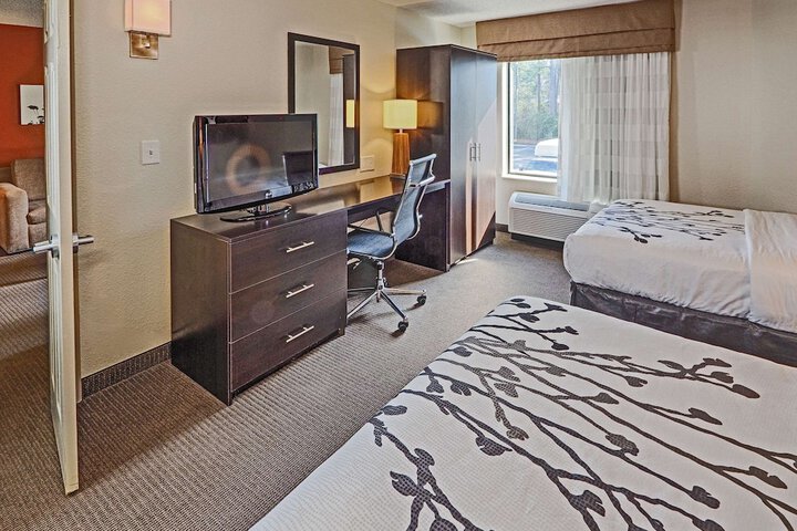 2 Double Beds (5 of 11)