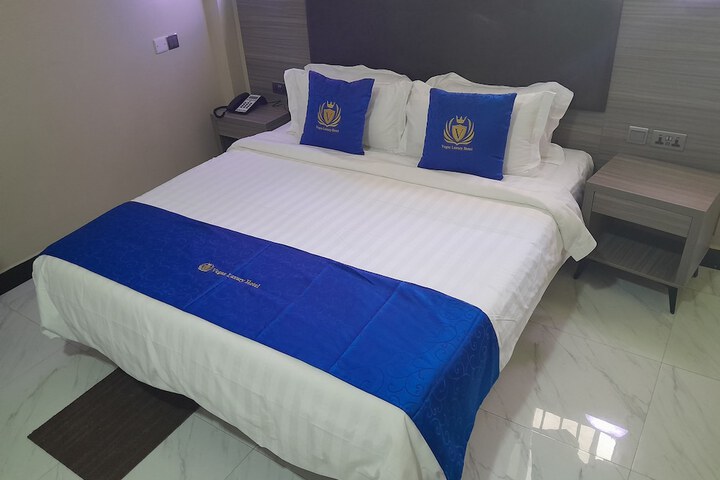 Room 10 of 52