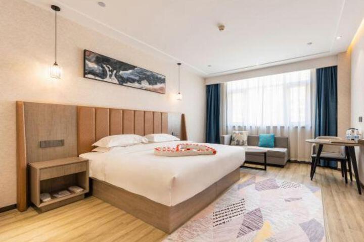 Yanan Liheng Hotel