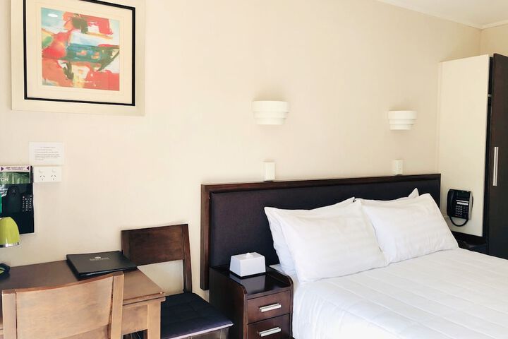 Room 8 of 69
