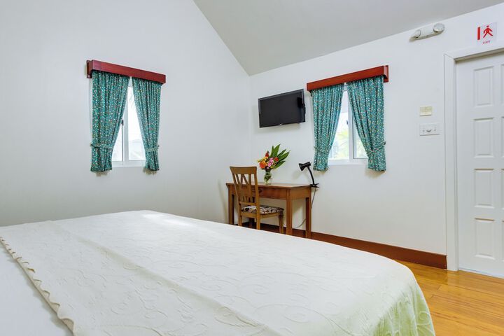 Room 28 of 144
