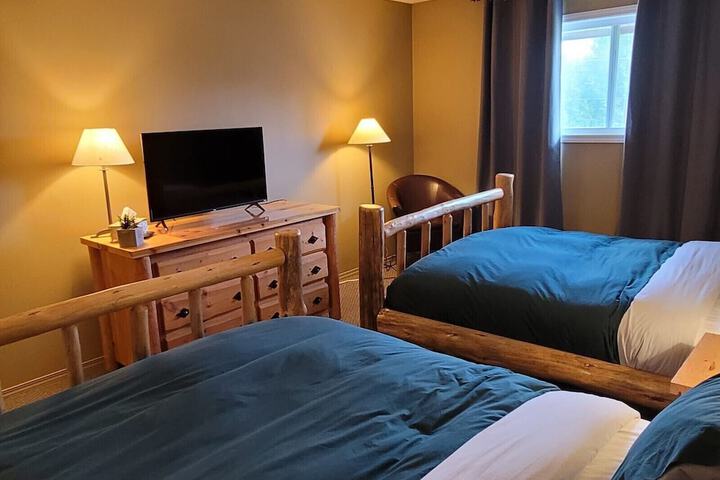 Room 5 of 28