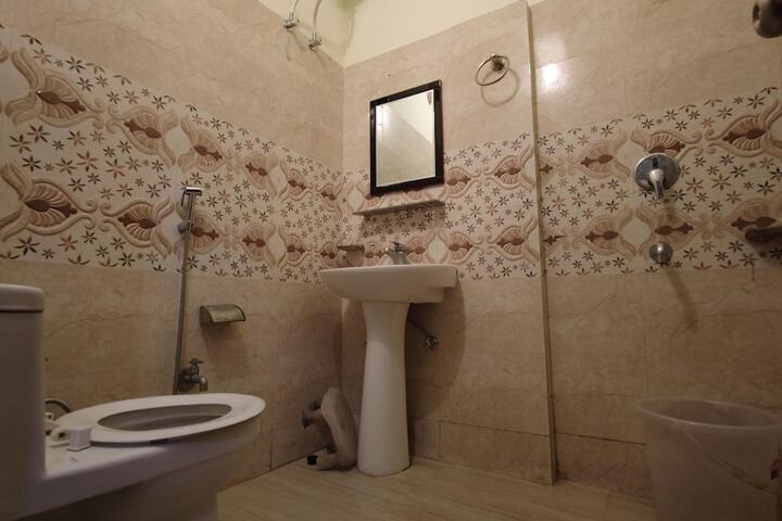 Room 35 of 50