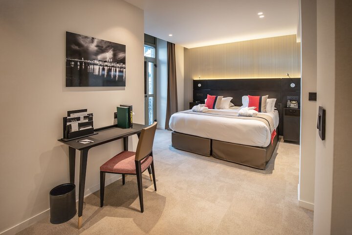 Room 16 of 63