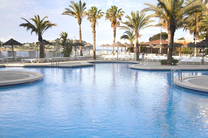 Pool Hotel
