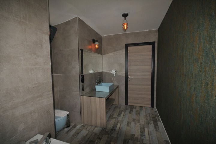 Bath Photo
