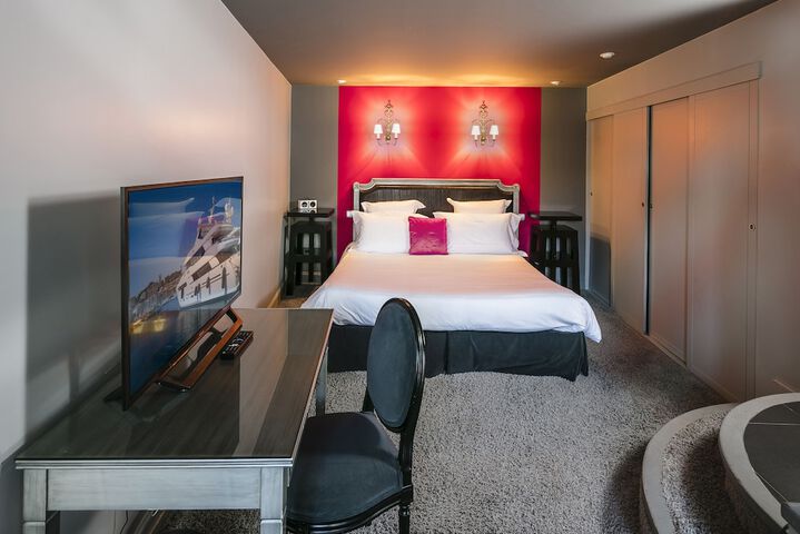 Room 18 of 57
