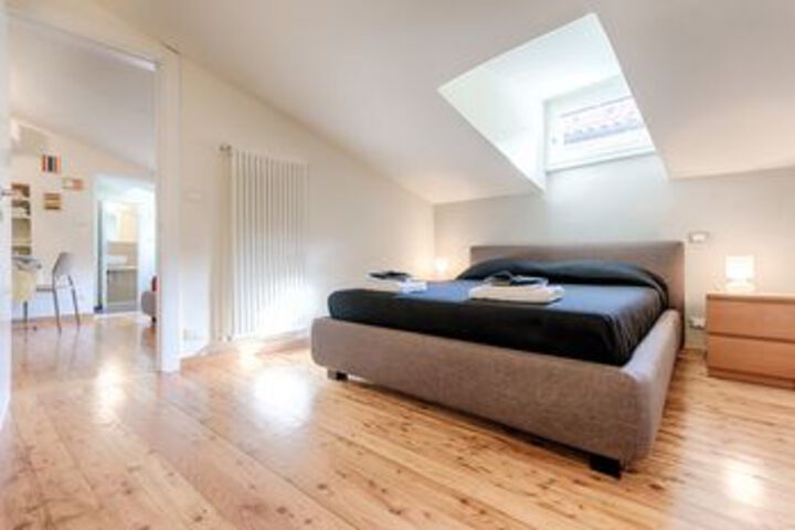 Room 12 of 22