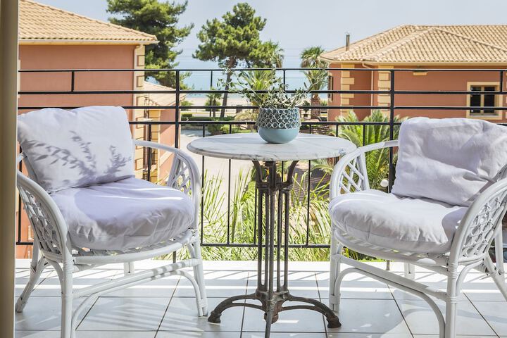 Terrace/Patio 92 of 98