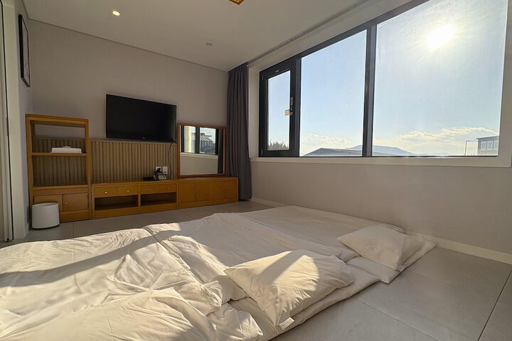 Room 12 of 96