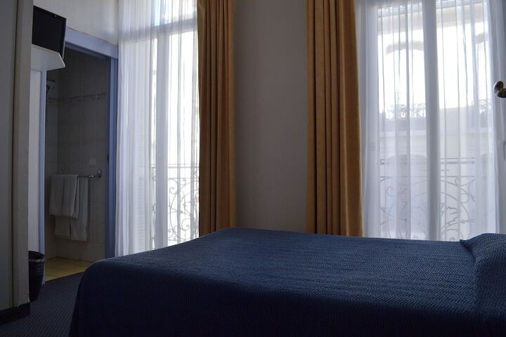 Room 13 of 47