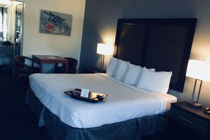 Room 10 of 44