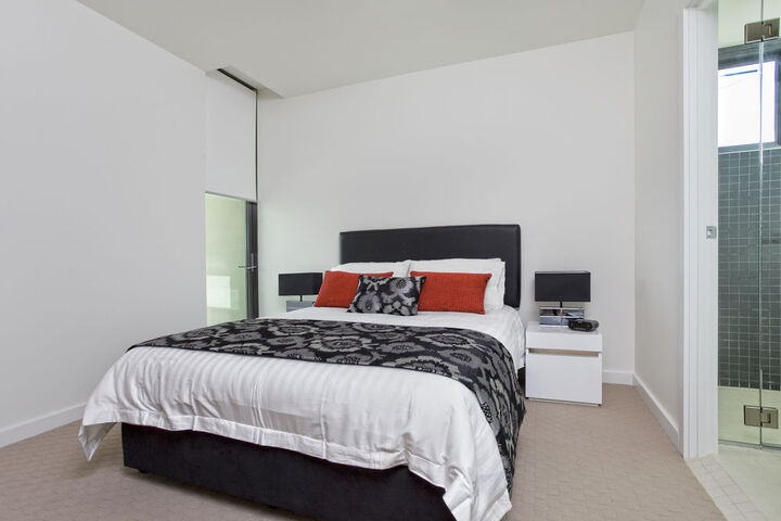Room 10 of 50
