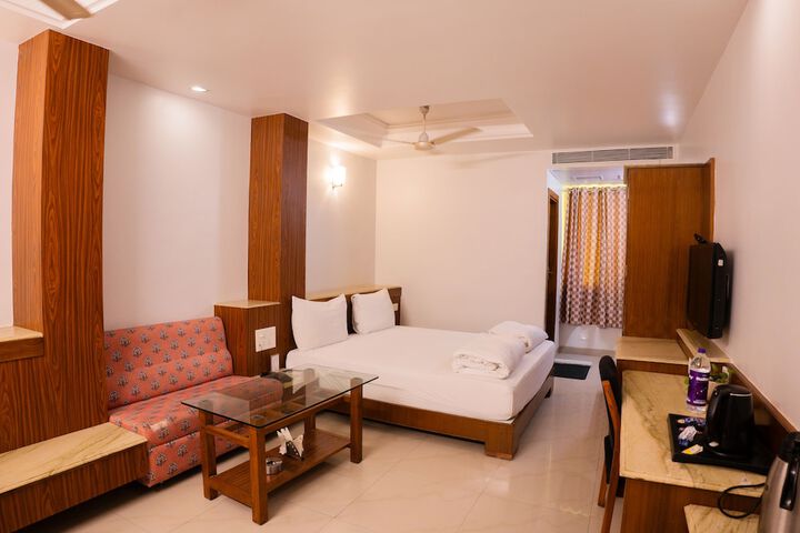 Room 12 of 47