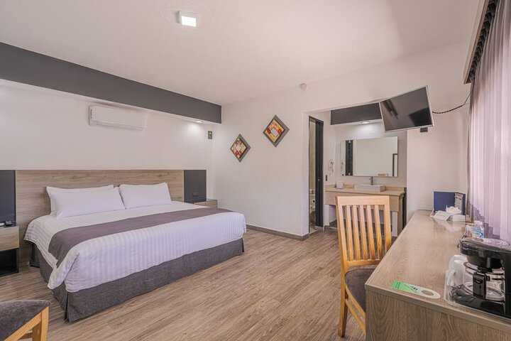 Room 20 of 90