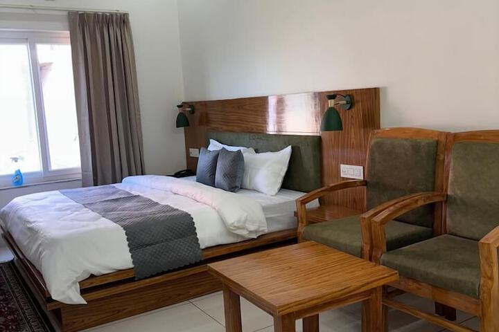 Room 7 of 35