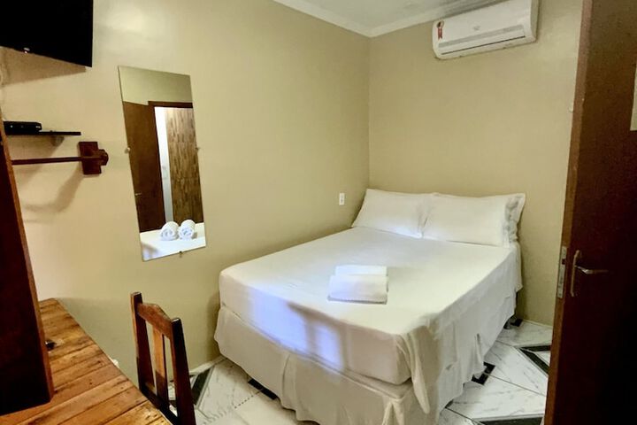 Room 9 of 72