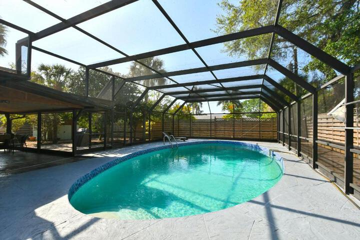 Heated Pool Home - VERY close to Siesta Beach Restaurants &  Shops! in Sarasota, FL
