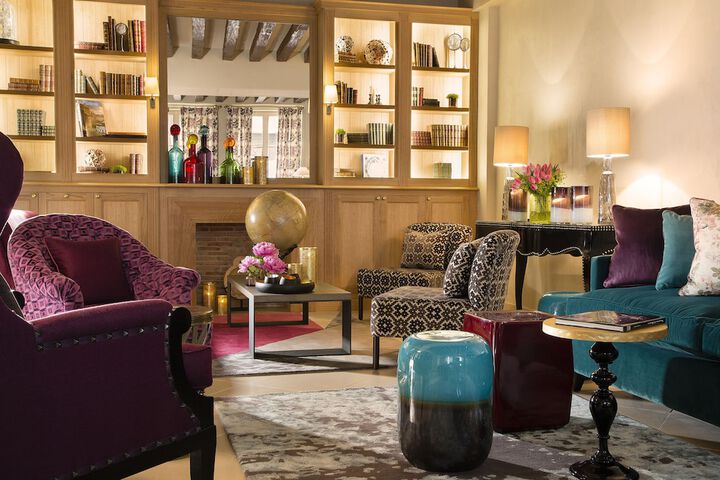 Guest Lobby