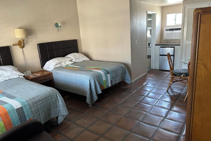 Room 6 of 53