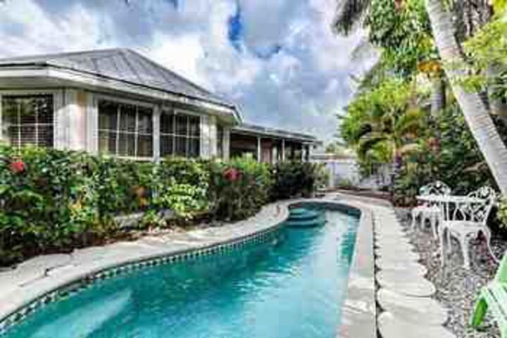 Pool 43 of 49