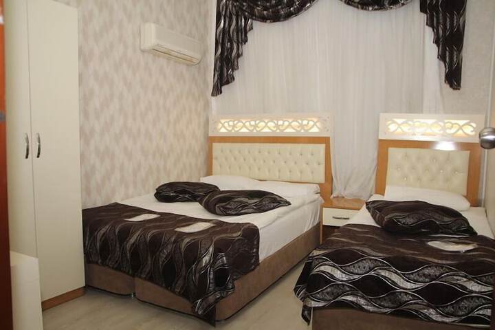 Room 6 of 23
