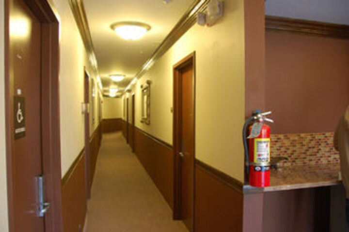 Ballroom/Hall 16 of 20