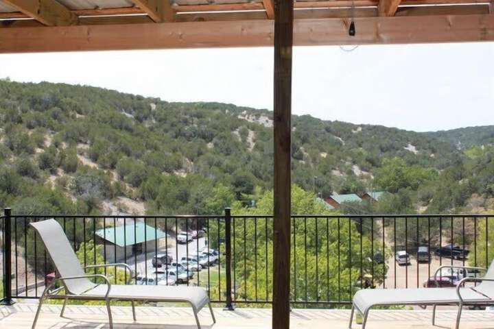 Terrace/Patio 7 of 8