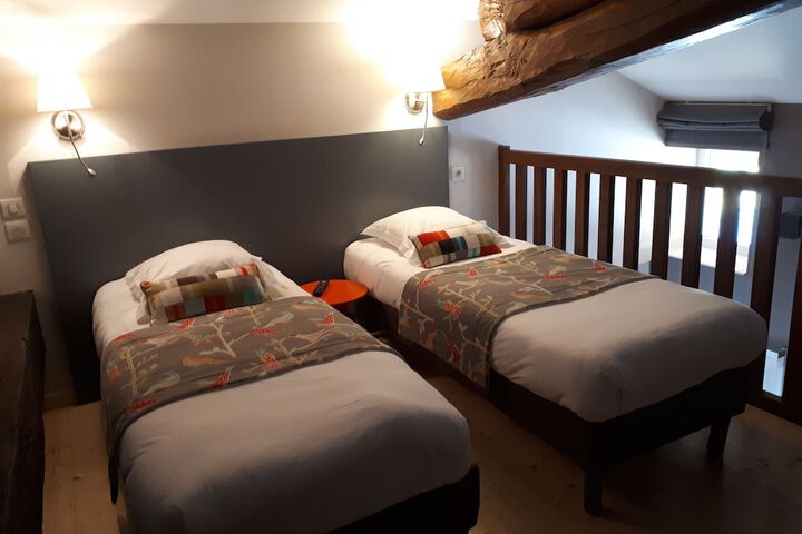 Room 12 of 47