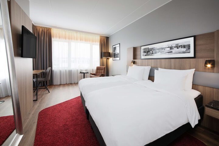 Room 18 of 70