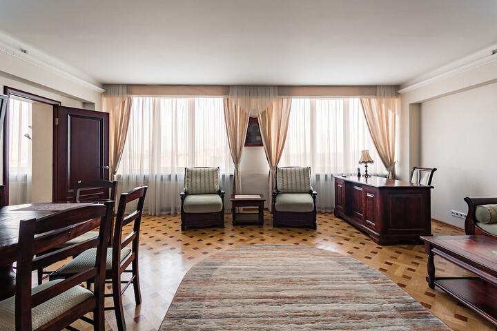 Room 56 of 95