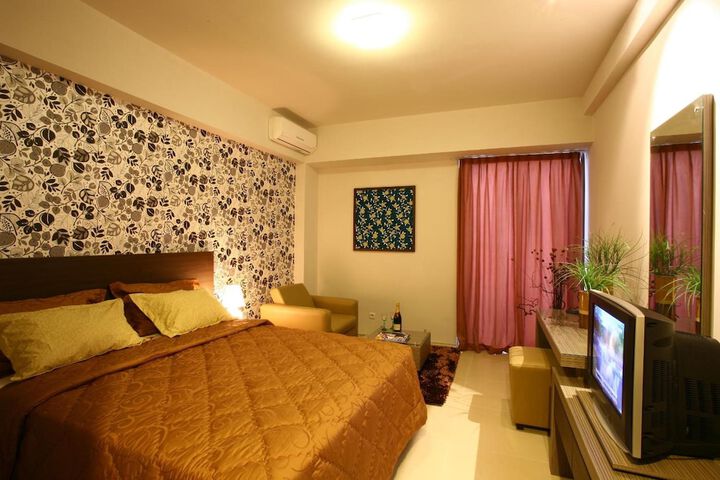 Room 14 of 43