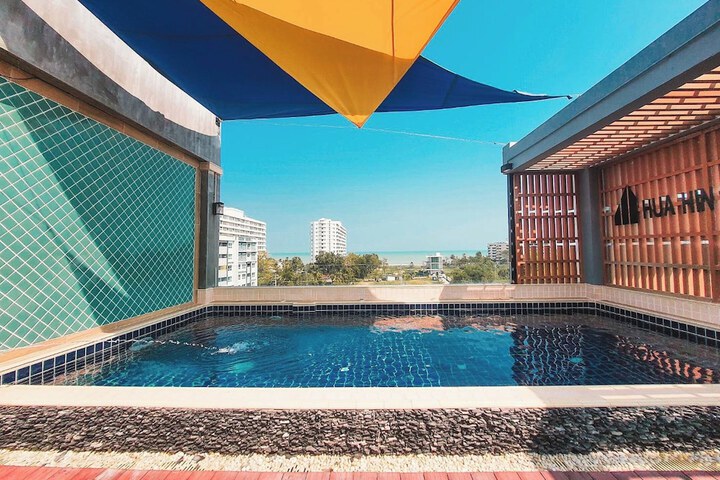 Pony TopView in Hua Hin
