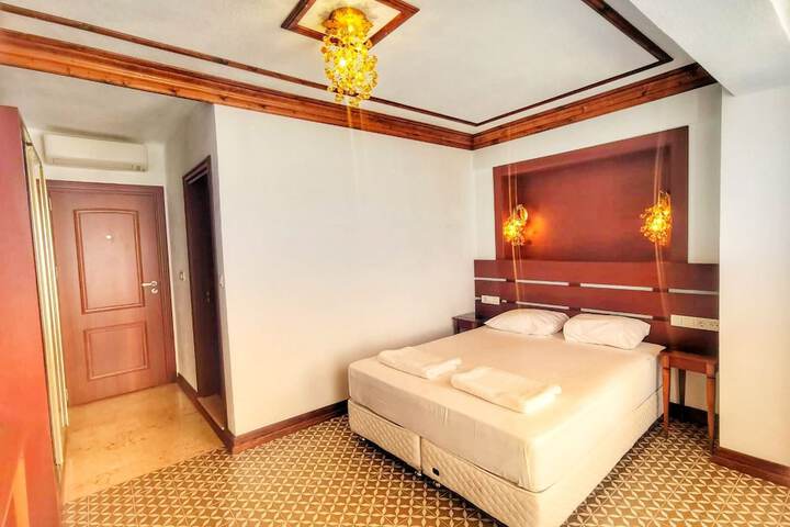 Room 3 of 24
