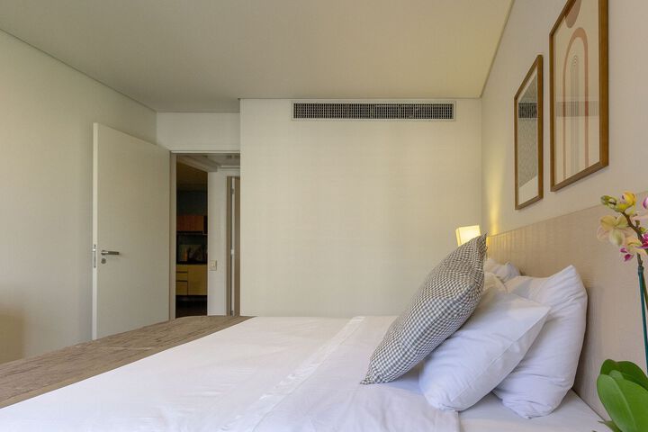 Room 90 of 103